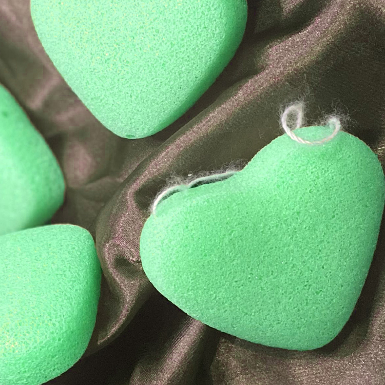 Heart konjac sponge